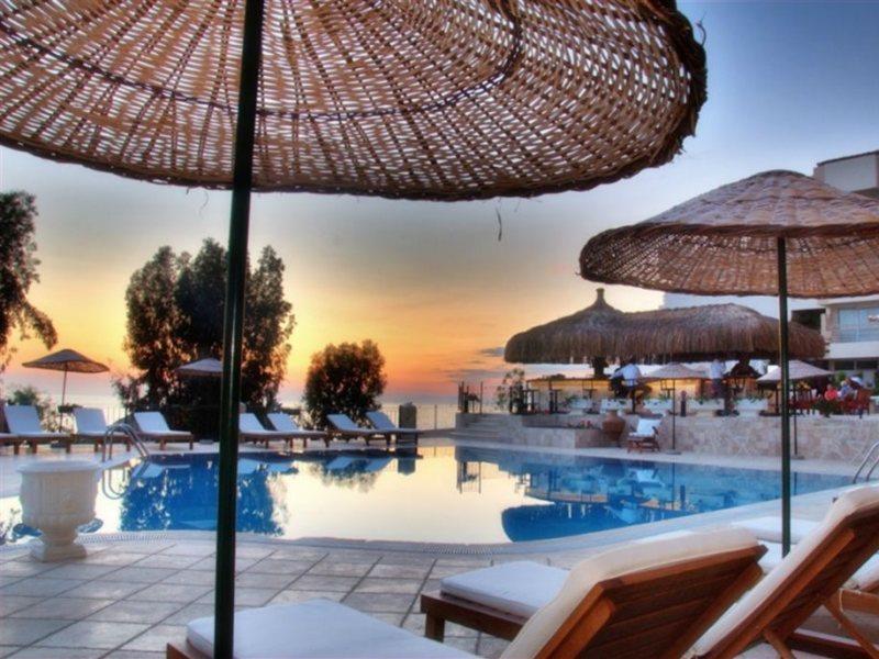 Hotel Carina Kusadasi Exterior photo